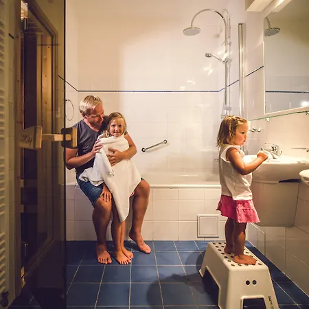 Kompleks wypoczynkowy Lipno 4*